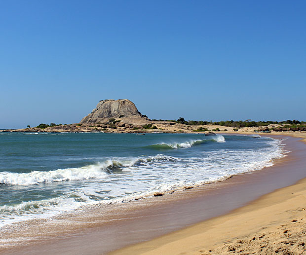 Safari-in-Sri-Lanka-Spiaggia-Yala-National-Park